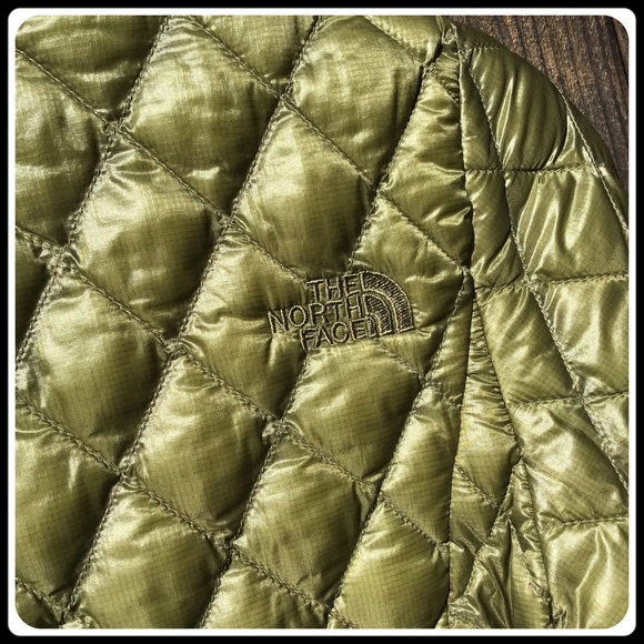 The North Face thermoball parka - Picture 7 of 10